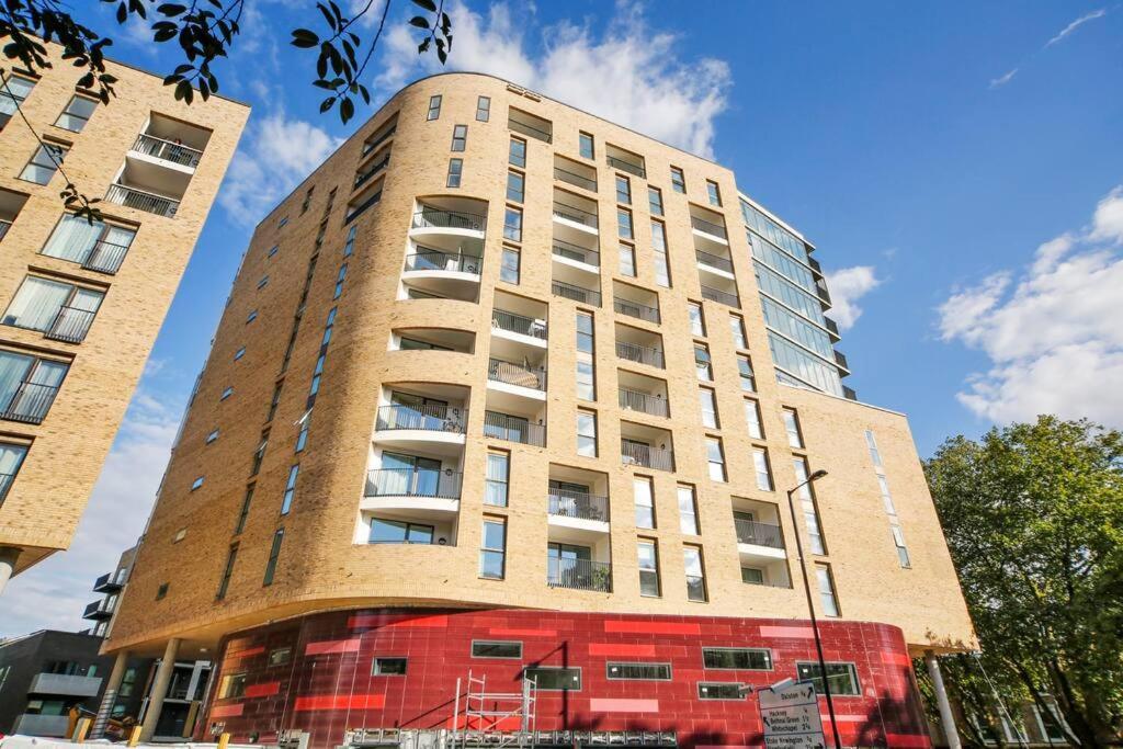 Cool Dalston Studio With Balcony And Gym Leilighet London Eksteriør bilde